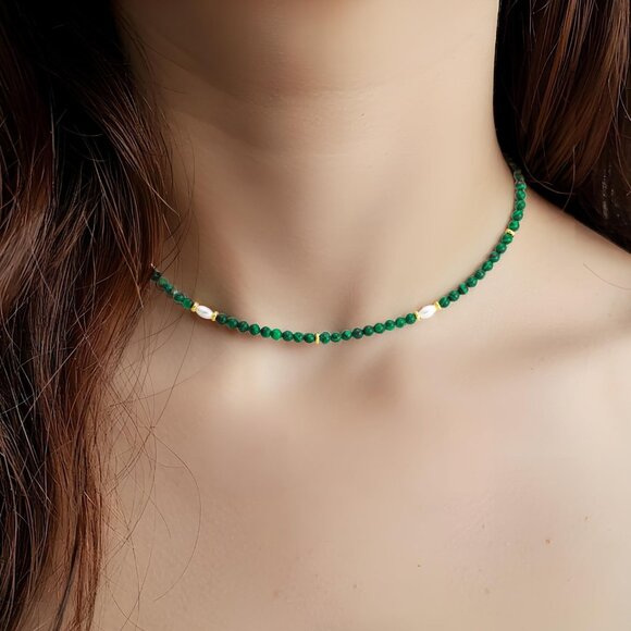 Natural Green Malachite Necklace 17in Beaded Choker with Gold Beads Pearl - Picture 3 of 6